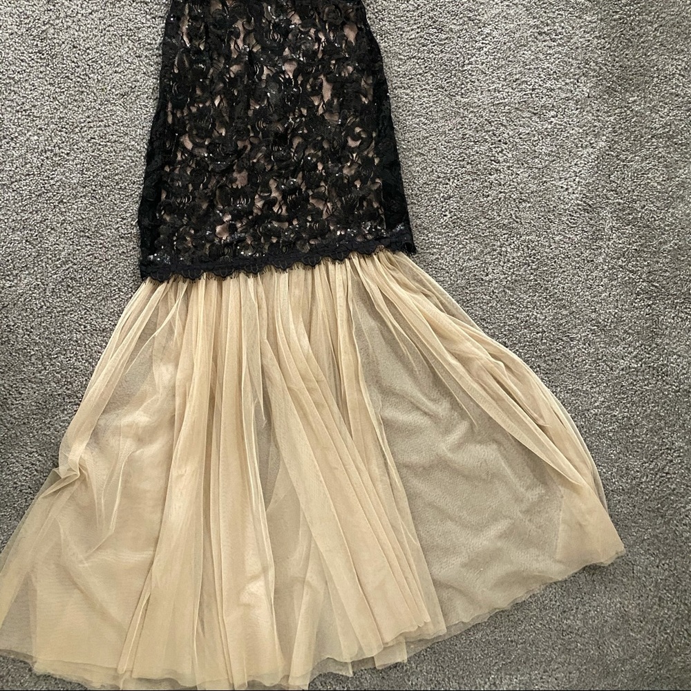 Mermaid black and nude dress. Size 5. Prom girl